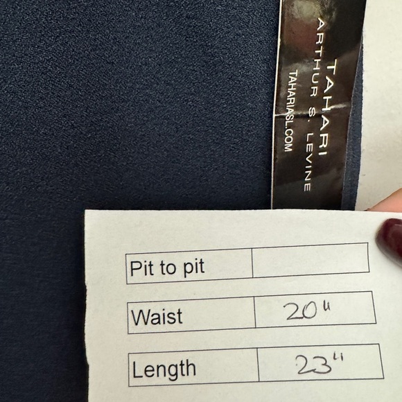 Tahari Pencil Skirt Navy - Picture 9 of 9